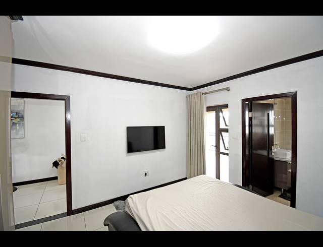 1 BEDROOM APARTMENT FOR SALE IN BROADACRES